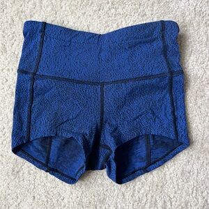 Lululemon blue jacquard 2in luon shorts with pockets and drawstring